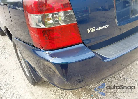 2005 Toyota Highlander V6 z USA, uszkodzony, nr VIN JTEEP21A250093658